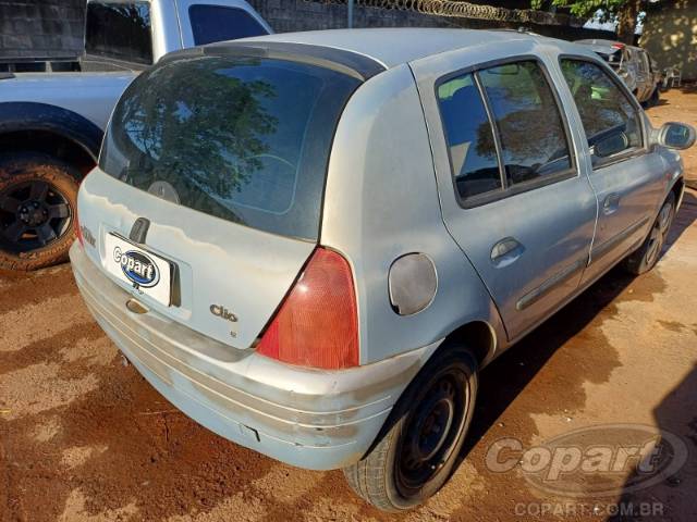 2001 RENAULT CLIO 