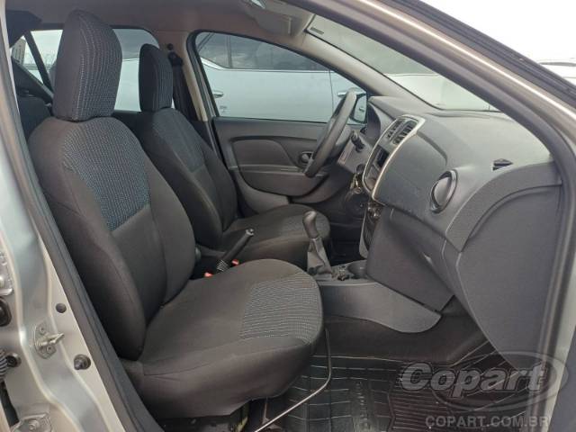 2017 RENAULT SANDERO 