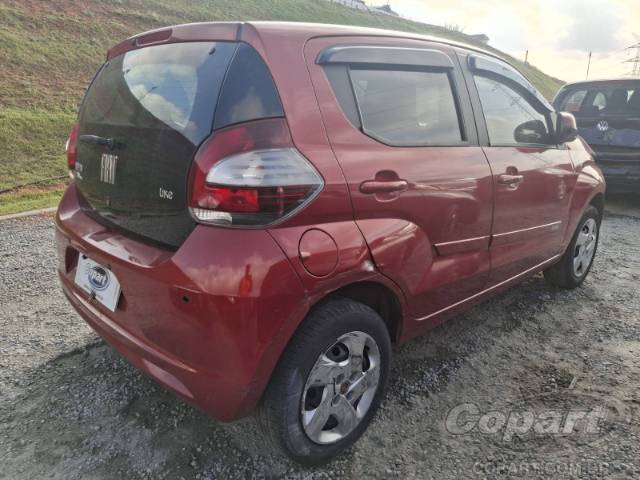 2017 FIAT MOBI 