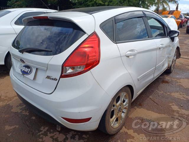 2015 FORD FIESTA 