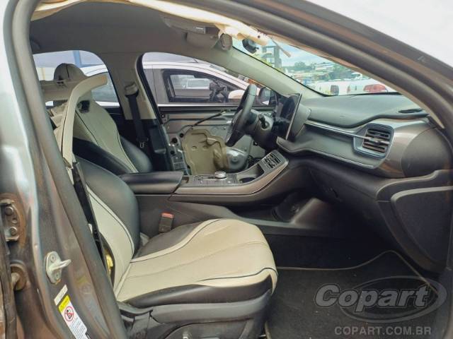 2025 BYD KING 