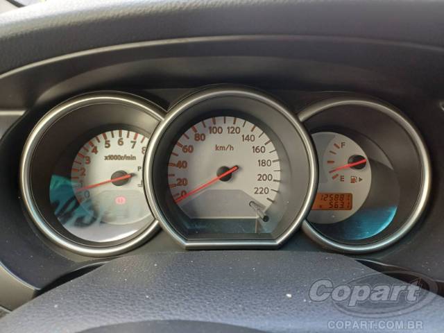 2014 NISSAN LIVINA 