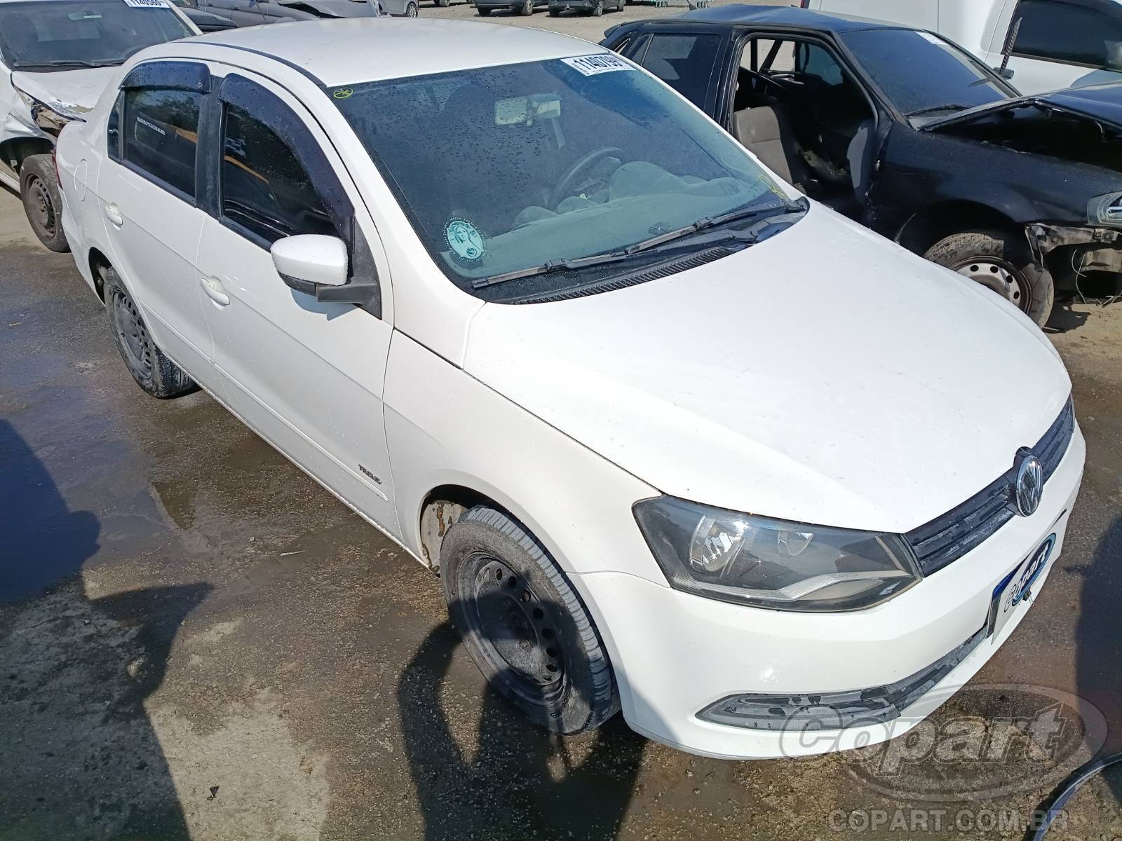 Veículo VW - VolksWagen Volkswagen VOLKSWAGEN VOYAGE 1.0 TOTAL FLEX 2014 em leilão
