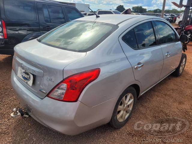 2014 NISSAN VERSA 
