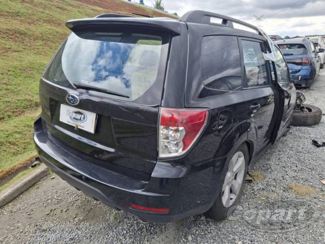 2010 SUBARU FORESTER 