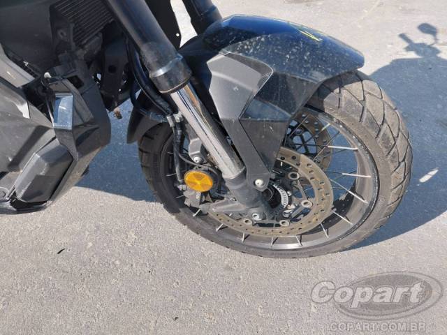 2025 HONDA X-ADV 