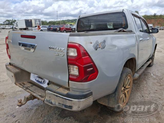 2016 TOYOTA HILUX CD 