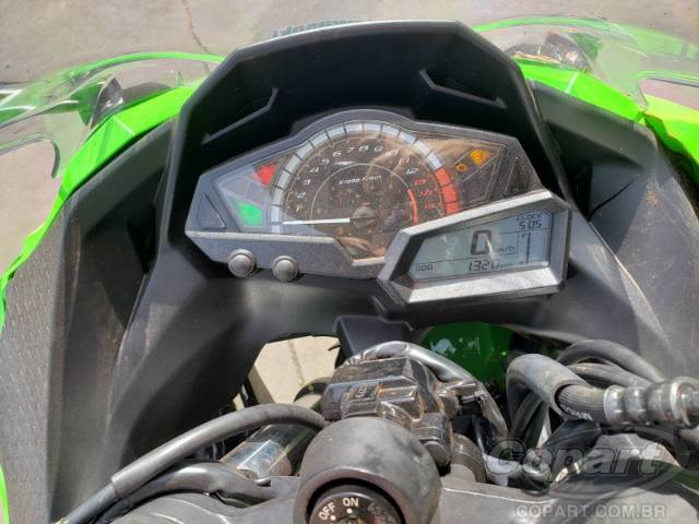 2026 KAWASAKI NINJA 300 