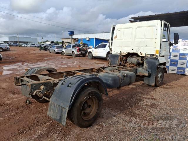 2009 FORD CARGO 815E 