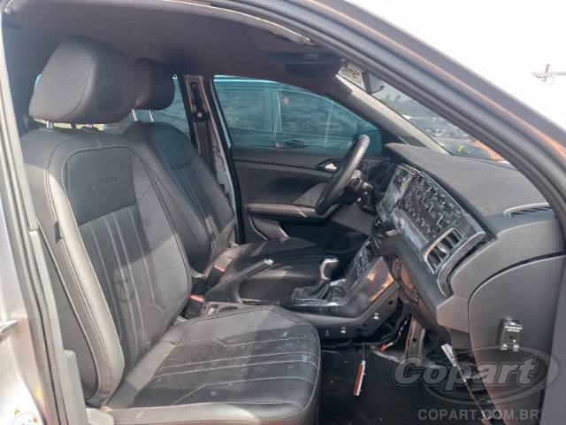 2025 VOLKSWAGEN T-CROSS 