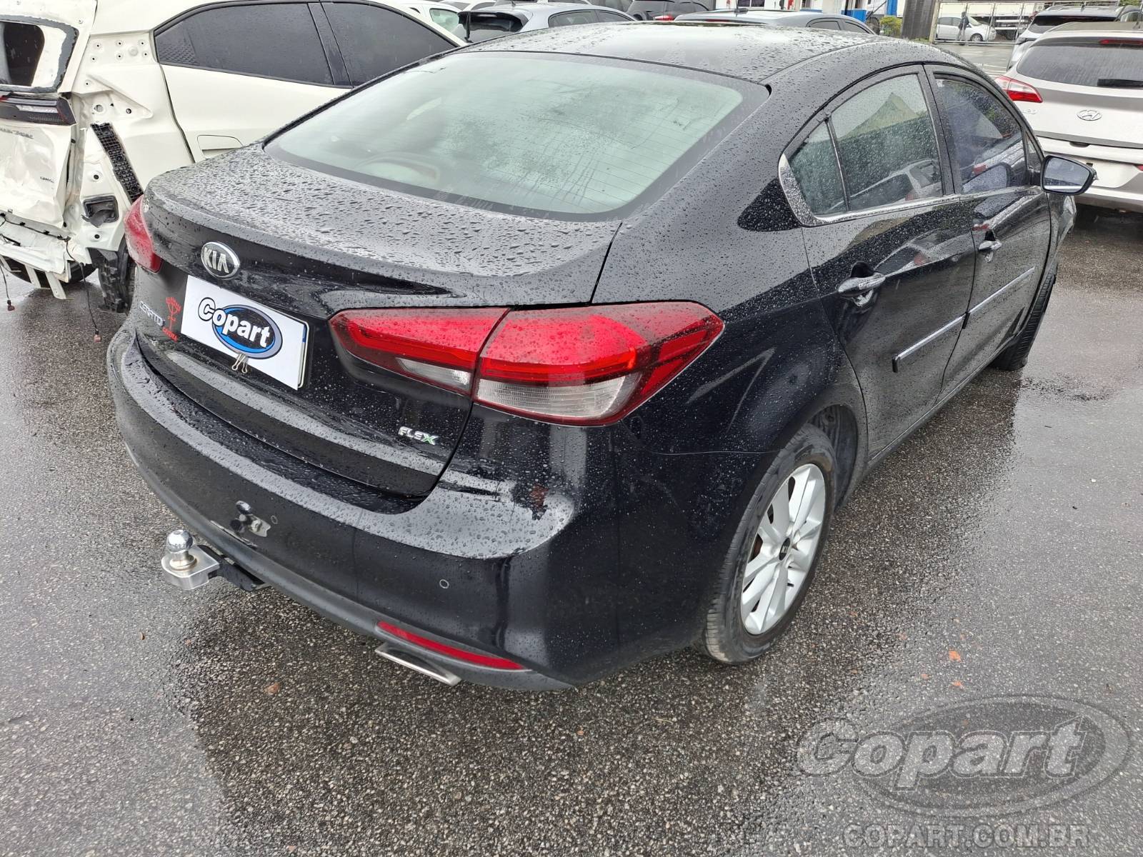 2017 KIA CERATO — foto 4 de 10