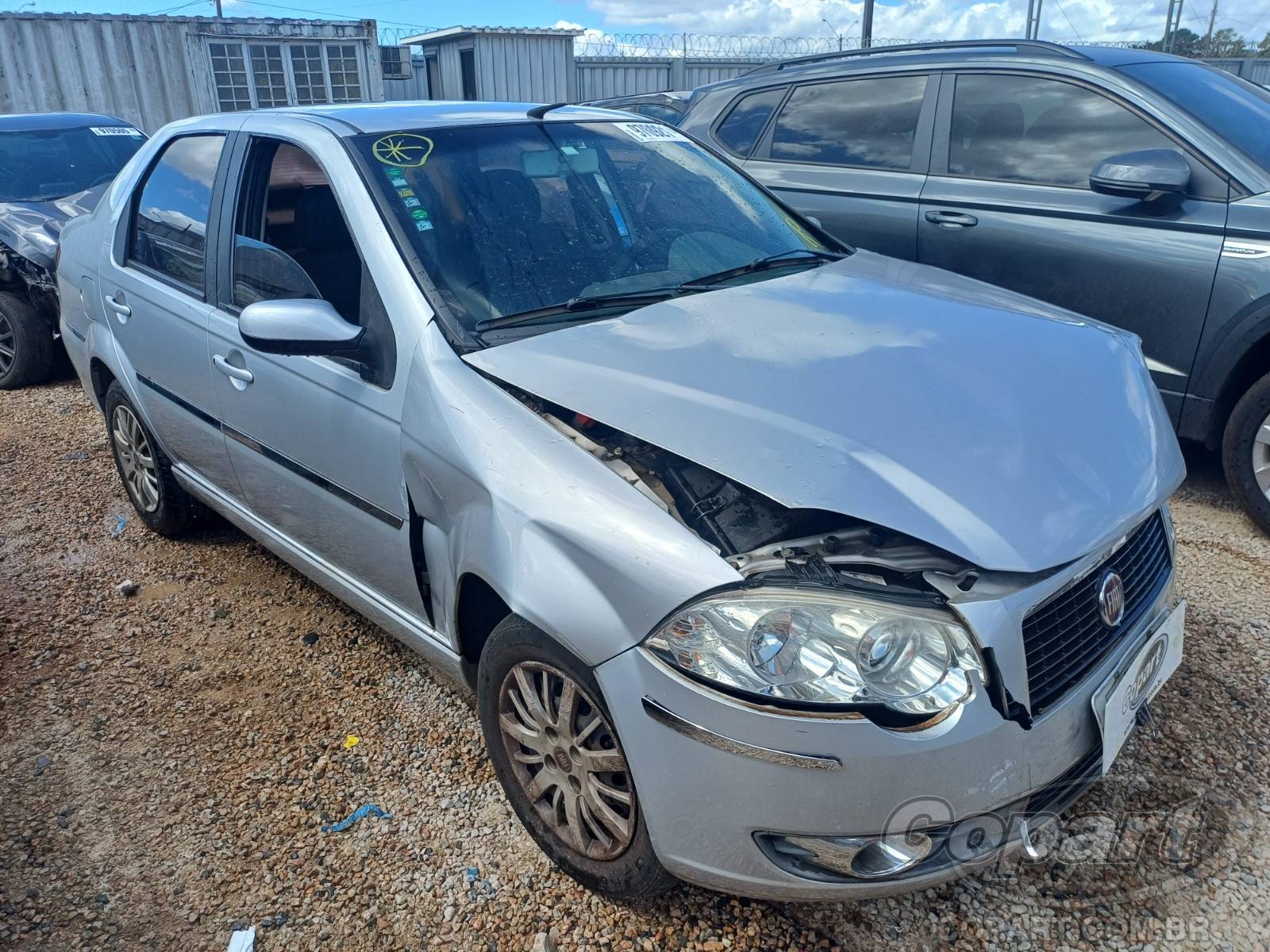 Fiat Siena ELX 1.4 Fire 2010 Colisão Média Monta