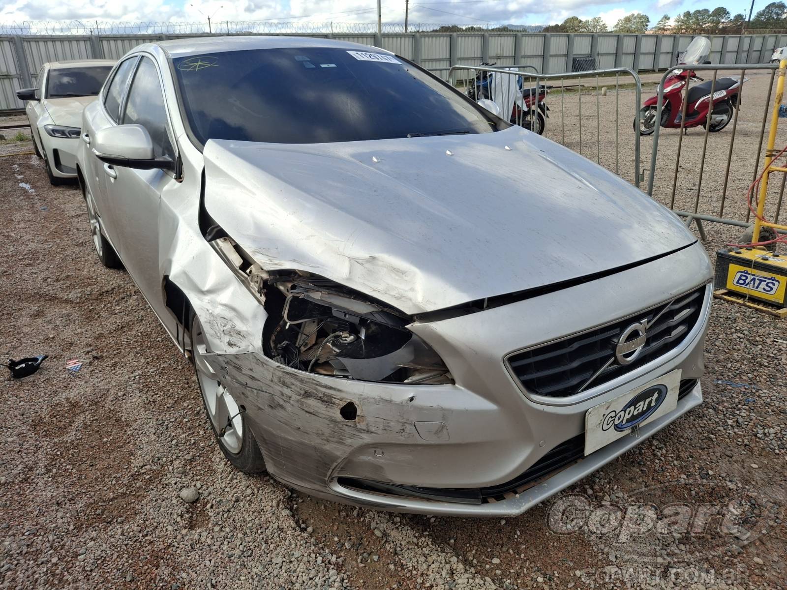 VOLVO V40 2.0 Turbo