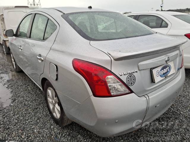 2013 NISSAN VERSA 