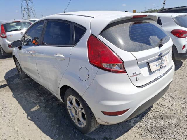 2015 FORD FIESTA 