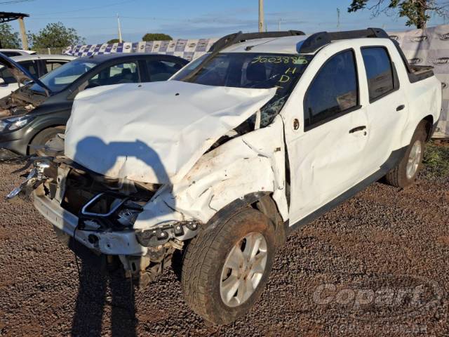 2022 RENAULT DUSTER OROCH 