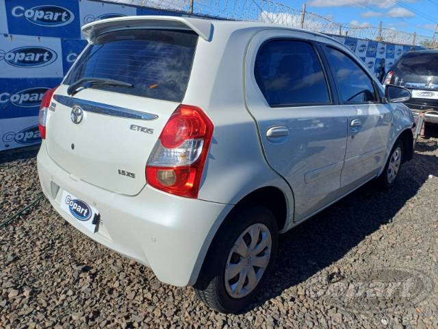 2016 TOYOTA ETIOS 