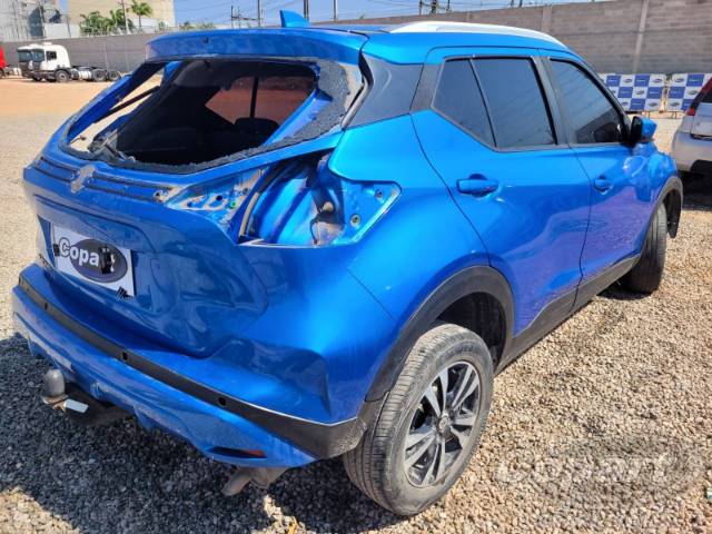 2022 NISSAN KICKS 
