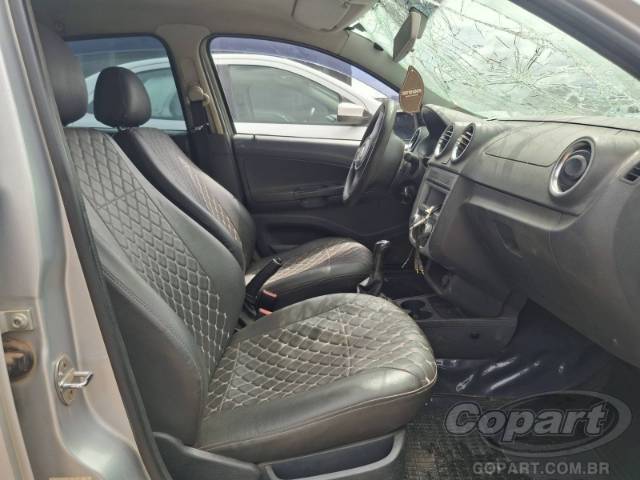 2010 VOLKSWAGEN GOL 