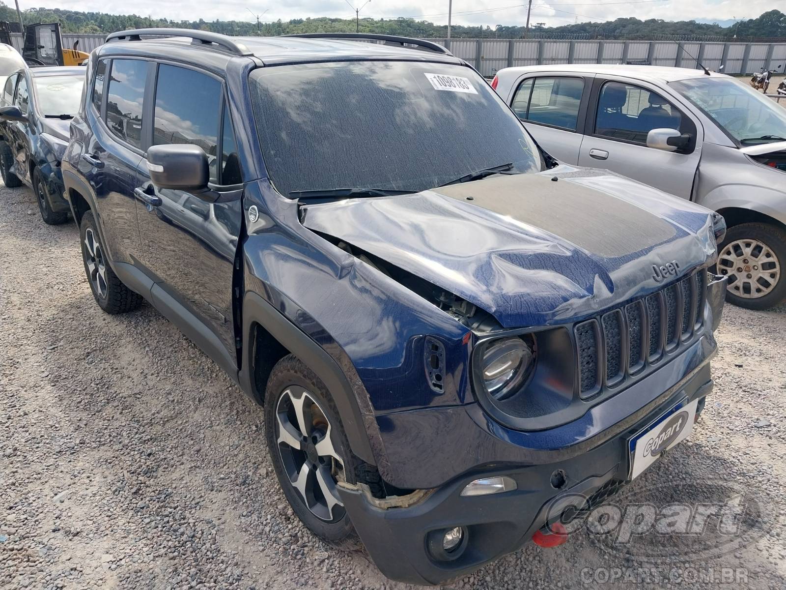 Veículo Fiat Renegade Jeep Renegade Trailhawk 2.0 MultiJet Turbo 2021 2021 em leilão