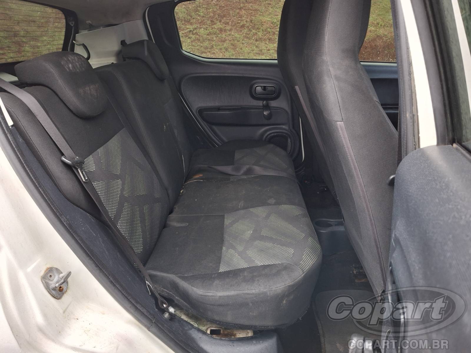 Foto 6 de 10: 2018 FIAT MOBI
