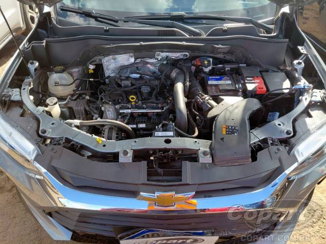 2025 CHEVROLET TRACKER 