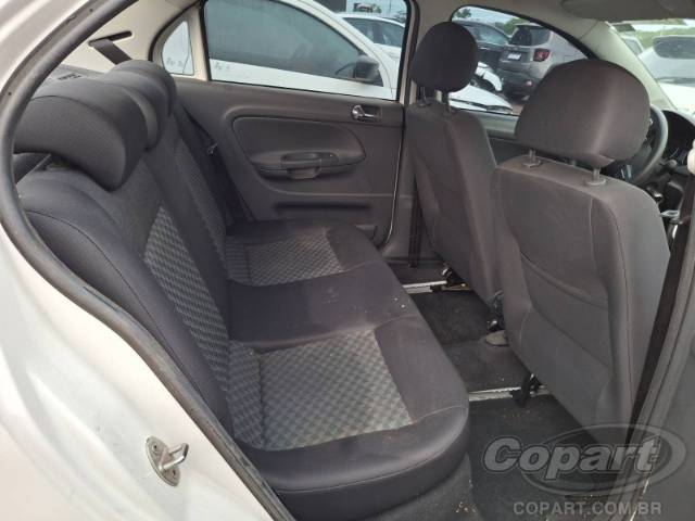 2016 VOLKSWAGEN VOYAGE 