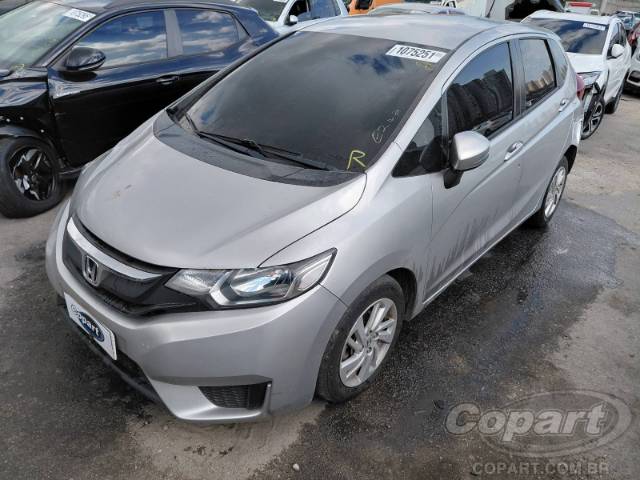 2016 HONDA FIT 