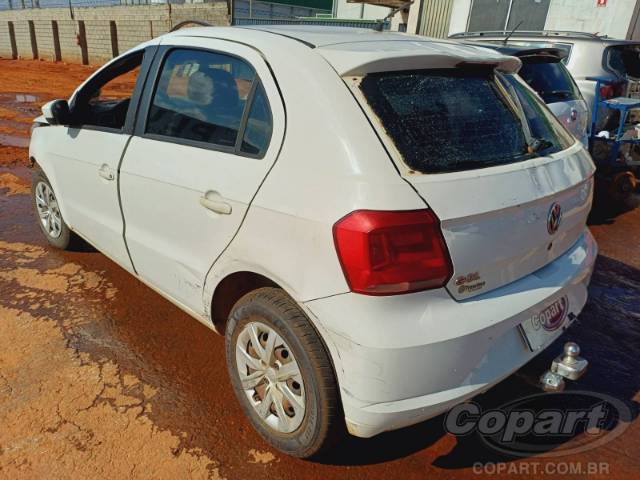 2021 VOLKSWAGEN GOL 