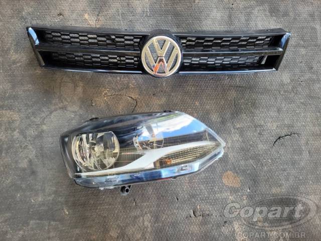 2013 VOLKSWAGEN FOX 