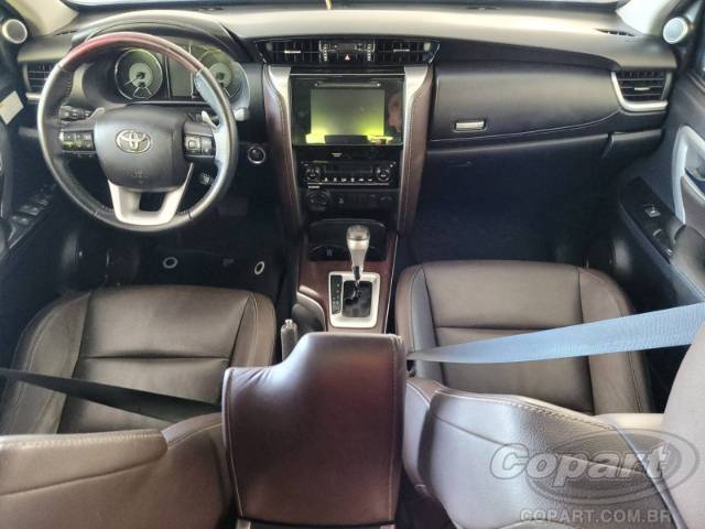 2018 TOYOTA HILUX SW4 