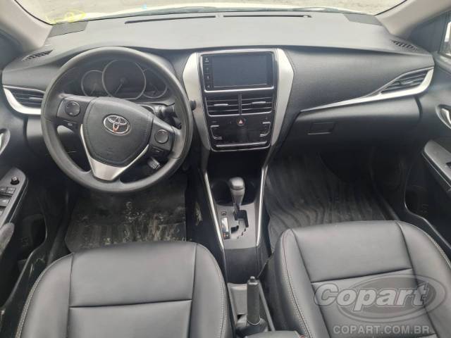 2020 TOYOTA YARIS SEDA 