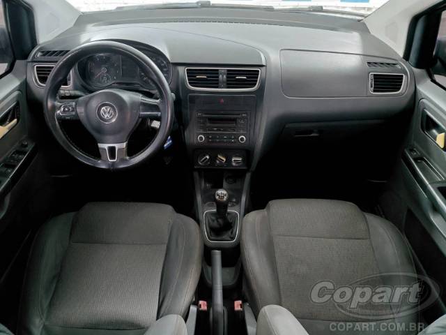 2013 VOLKSWAGEN FOX 