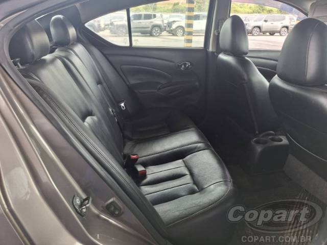 2017 NISSAN VERSA 
