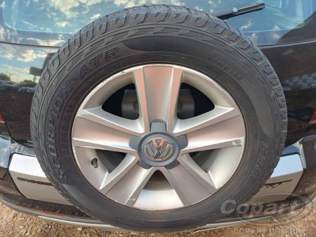 2011 VOLKSWAGEN FOX 