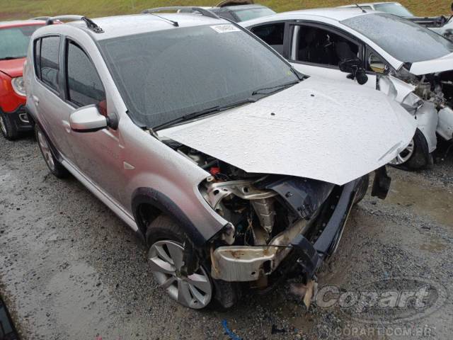 2014 RENAULT SANDERO 