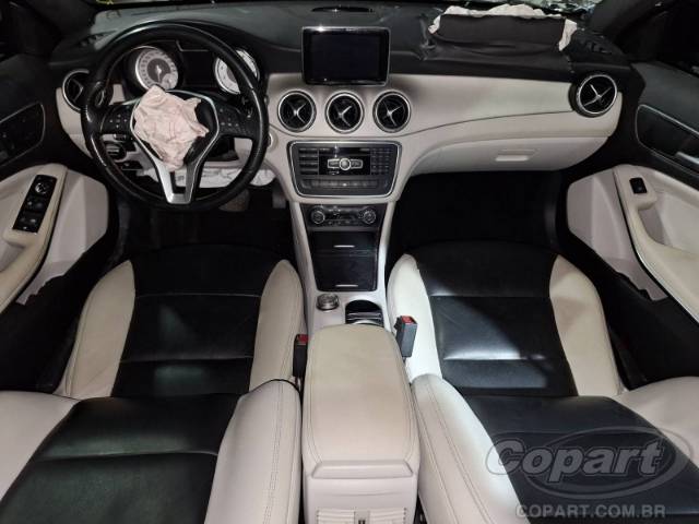 2015 MERCEDES BENZ GLA 