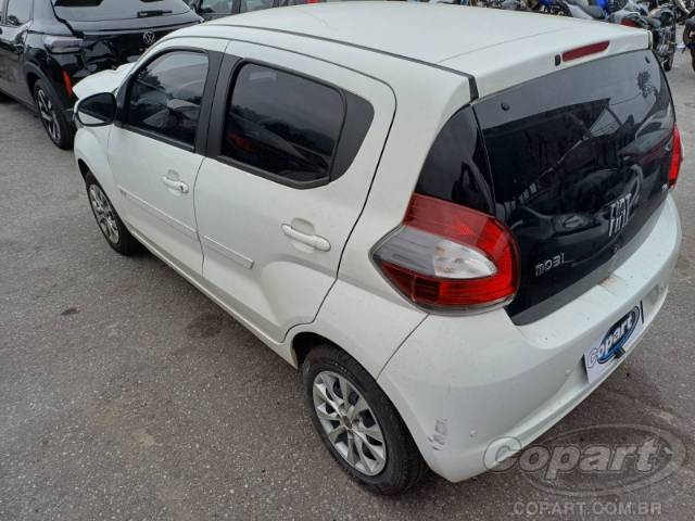 2018 FIAT MOBI 