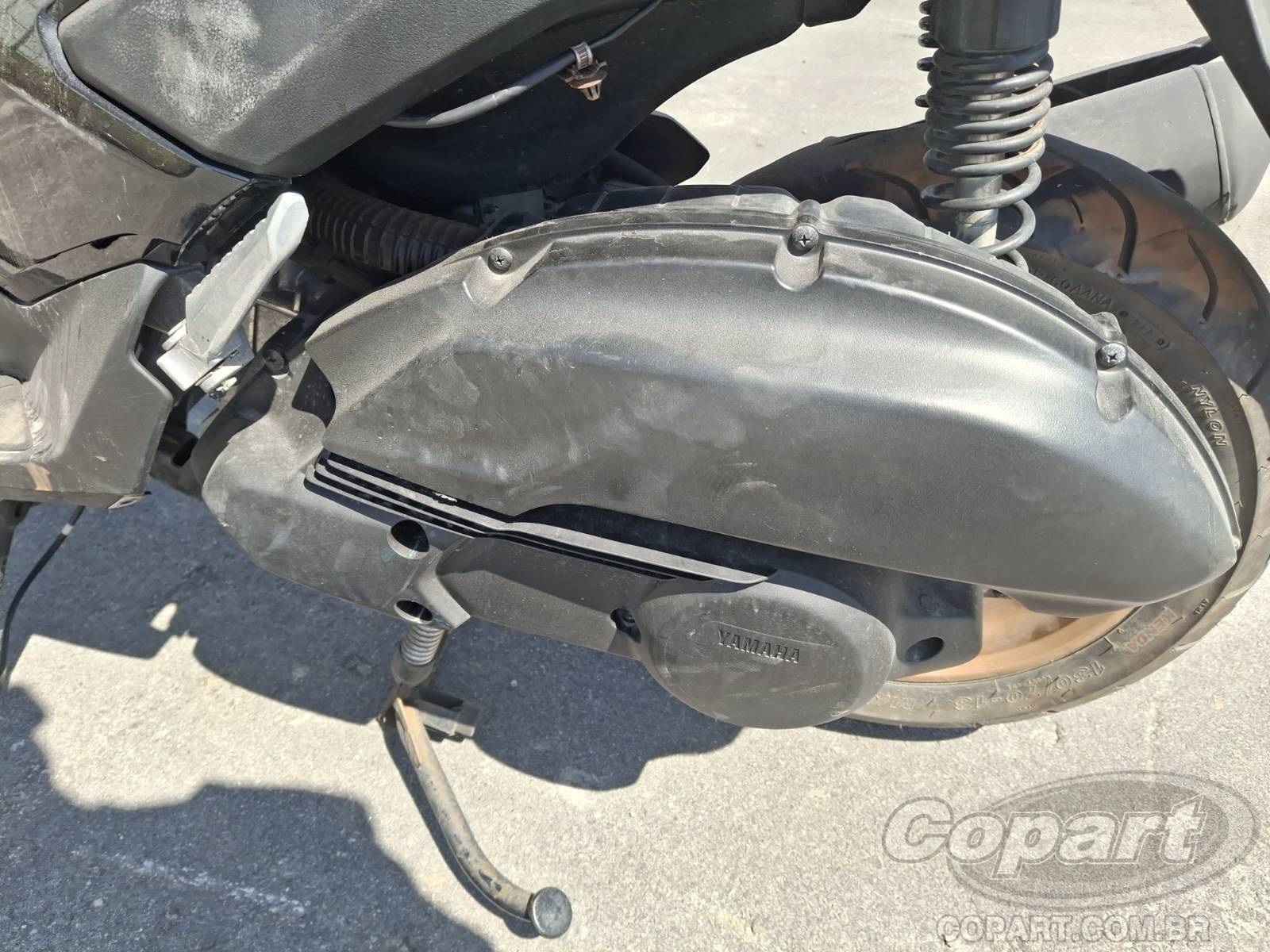 2025 YAMAHA NMAX — foto 5 de 10
