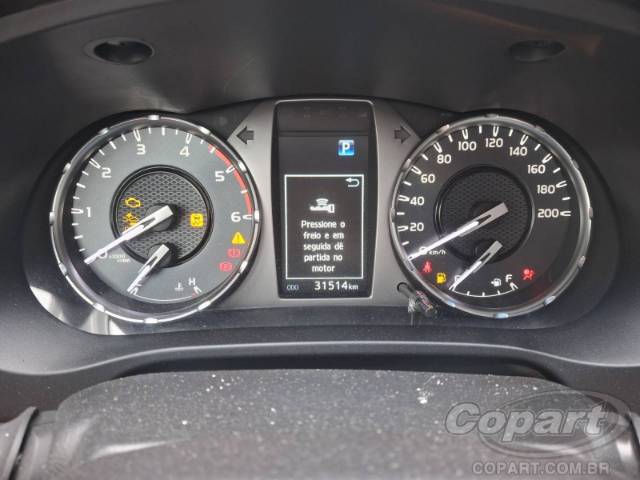 2024 TOYOTA HILUX CD 