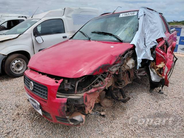 2013 FIAT STRADA 