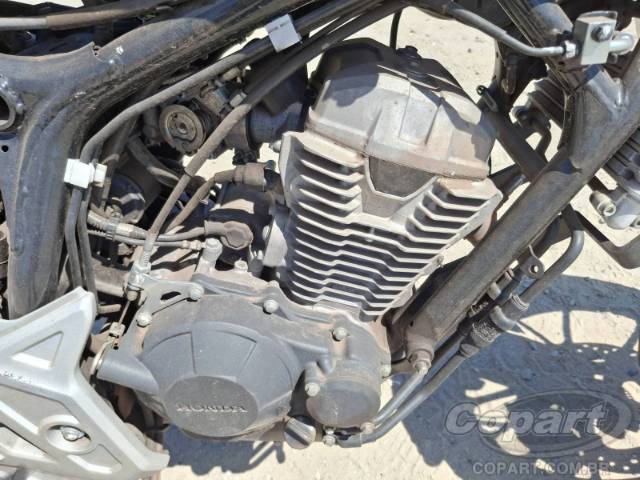 2023 HONDA CB 300F 