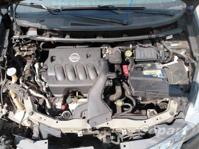 2011 NISSAN GRAND LIVINA 