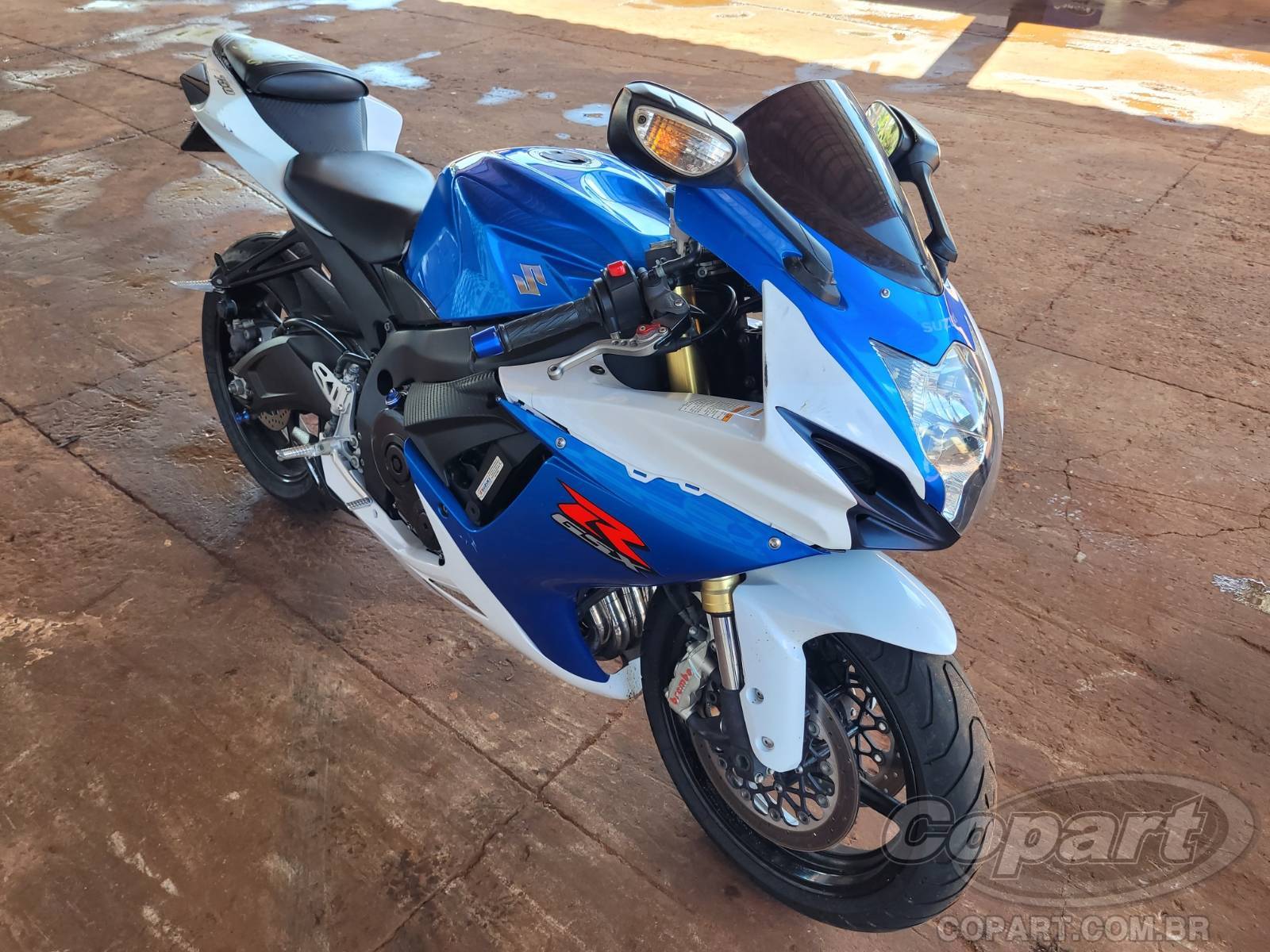 Veículo SUZUKI Suzuki Suzuki GSX-R 750 2015 2015 em leilão