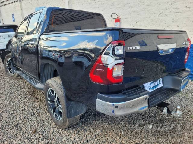 2021 TOYOTA HILUX CD 