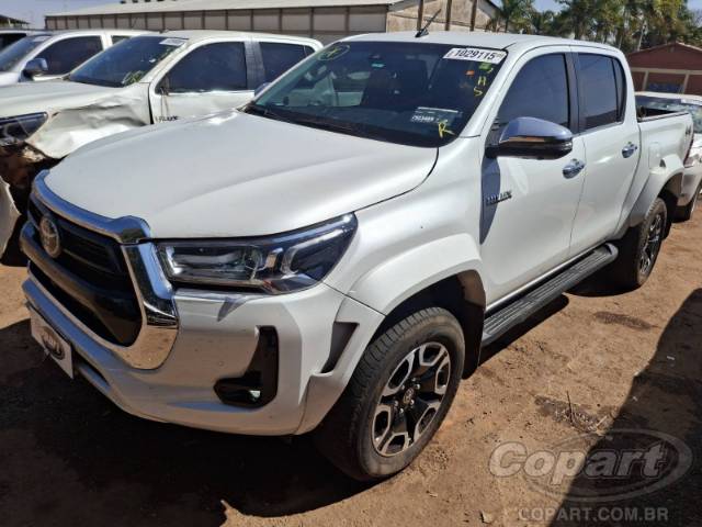 2024 TOYOTA HILUX CD 
