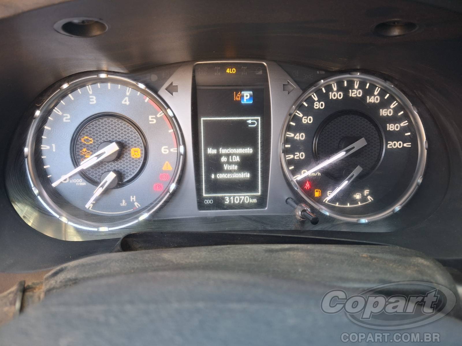 2026 TOYOTA HILUX CD — foto 8 de 10