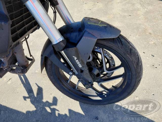 2025 BAJAJ DOMINAR 
