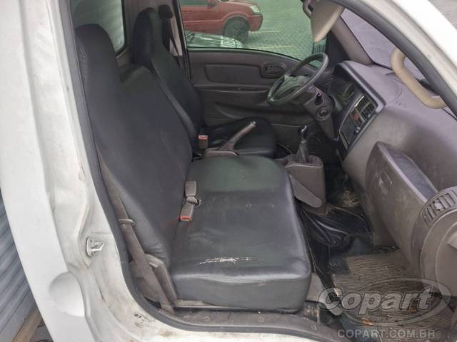 2010 HYUNDAI HR 