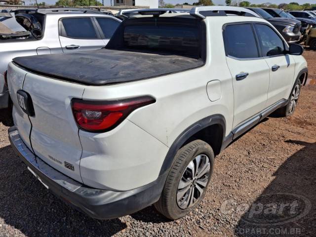 2025 FIAT TORO 